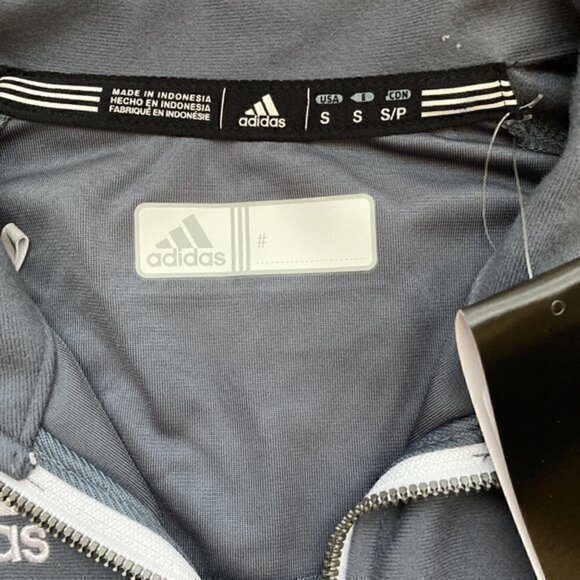 Adidas Women's Utility Jacket Sz S NWT - Picture 2 of 8